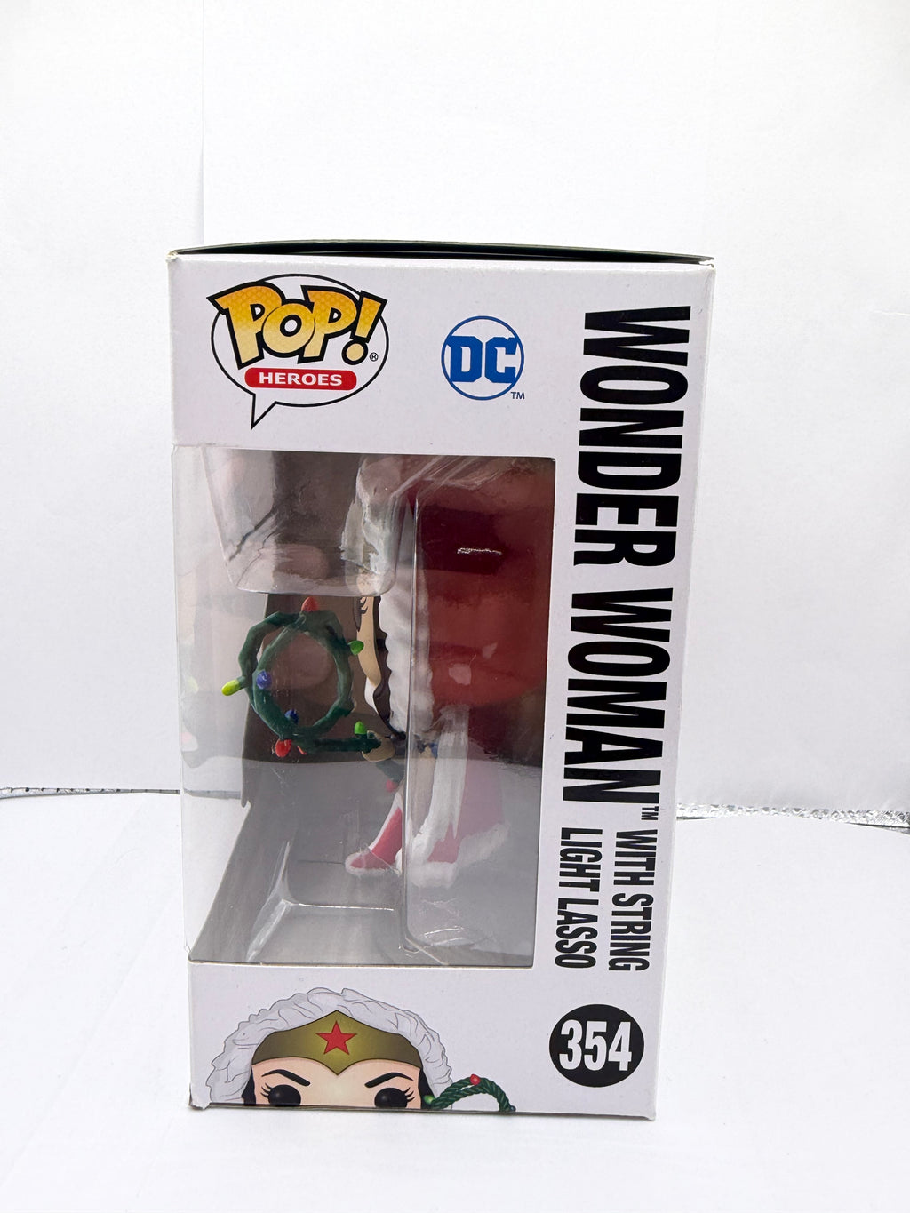 Funko Pop! DC Super Heroes – Wonder Woman #354 with String Light Lasso